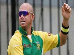 
      
      IVPL: Herschelle Gibbs to lead Red Carpet Delhi
      
      