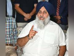 
      
      SAD Chief appeals to Centre to fulfil demand of farmers
      
      