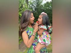 
      
      Shilpa Shetty wishes daughter Samisha on her birthday 
      
      