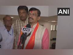 
      
      Dr Jashvantsinh Salamsinh Parmar says BJP “largest” party
      
      