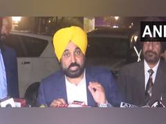 
      
      Punjab urges Centre to direct Haryana govt to maintain peace
      
      