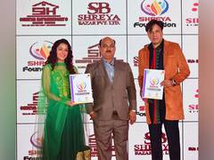 
      
      Rahul Roy, Bhumika Chawla launched music album of Shreya Ent
      
      