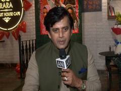 
      
      Ravi Kishan gets candid about his role
      
      