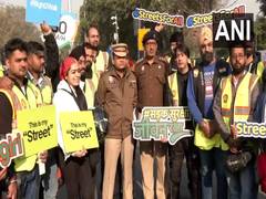 
      
      Delhi Police organises Raahgiri Day at Connaught Place
      
      