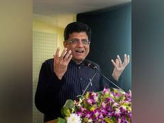 
      
      Piyush Goyal highlights India's growth story to journalists 
      
      