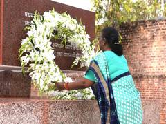 
      
      President Droupadi Murmu visits cellular jail in Andaman
      
      