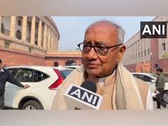 
      
      Kamal Nath is, was, and will remain in Congress: Digvijaya Singh
      
      
