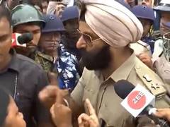 
      
      BJP thinks every person wearing turban is Khalistani: Mamata
      
      