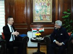 
      
      EAM Jaishankar, his Hungarian counterpart discuss bilateral ties
      
      