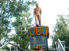 
      
      J-K: NCC pays tribute to Captain Tushar Mahajan in Udhampur
      
      