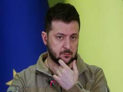 
      
      Zelenskyy invites Polish leaders to resolve farmers' protests
      
      