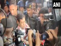 
      
      WB: BJP chief Sukanta Majumdar arrested in Sandeshkhali
      
      