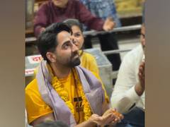 
      
      Ayushmann Khurrana offers prayers at Mahakaleshwar Temple
      
      