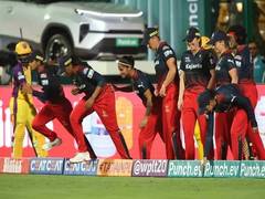 
      
      WPL 2024: RCB win toss, decide to bowl first against DC
      
      