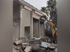 
      
      DDA demolishes farmhouse of late Ponty Chaddha worth 400 crores
      
      