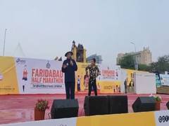 
      
      Haryana CM Manohar Lal, Mary Kom attend Faridabad Half Marathon
      
      