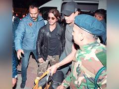
      
      SRK, family  jets off from Jamnagar post Ambani bash
      
      