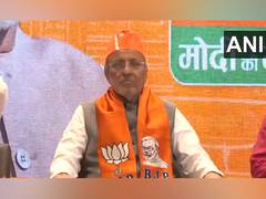 
      
      Former Gujarat Congress chief Arjun Modhwadia joins BJP today
      
      