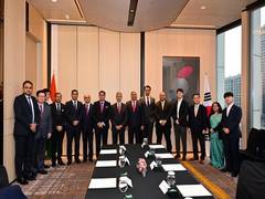 
      
      EAM meets representatives of Indian Chamber of Commerce in Korea
      
      