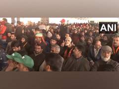 
      
      J-K: Hundreds throng Srinagar to attend PM Modi's rally
      
      