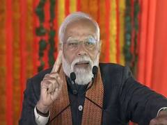 
      
      “I am working hard only to win your hearts”: PM Modi in Kashmir
      
      