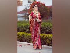 
      
      Nita Ambani stuns in handloom Kanchipuram saree, 
      
      