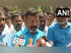 
      
      LS Polls: DMK seals seat pact with 2 allies in Tamil Nadu
      
      