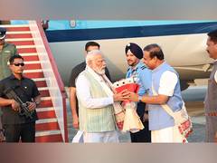 
      
      PM Modi arrives at Tezpur in Assam; heads to Kaziranga
      
      
