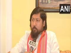 
      
      Pramanik thanks PM Modi for slashing LPG price 
      
      