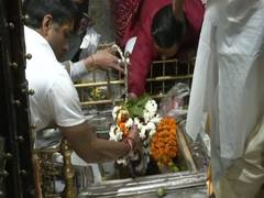
      
      Devotees flock to Jharkhand Mahadev Temple on Maha Shivratri
      
      