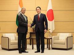 
      
      Jaishankar meets Japanese PM Kishida 
      
      