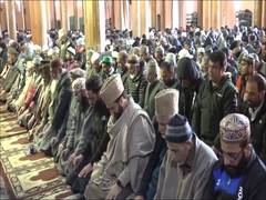 
      
      J-K: Mirwaiz of Kashmir allowed to offer Friday prayers at Jama M
      
      