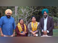 
      
      AAP councillors Poonam Devi and Neha Musawat return to AAP 
      
      