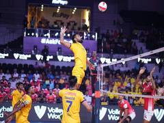 
      
      PVL: Calicut Heroes knock out Chennai Blitz with dominant win
      
      