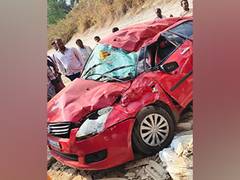 
      
      Karnataka: Teenager dies after car falls into canal in Mandya
      
      