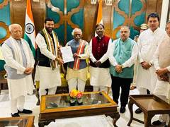 
      
      Haryana: Nayab Singh Saini stakes claim to form govt
      
      