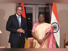 
      
      Mauritius: President Murmu holds discussions with  top leaders
      
      