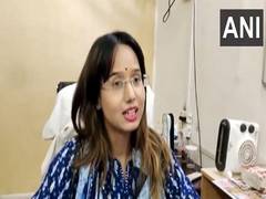 
      
      IAS officer inspects health centre in UP's Firozabad
      
      