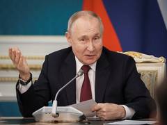 
      
      Russia: Vladimir Putin expected to secure record fifth term
      
      