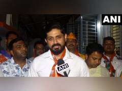 
      
      Odia actor Arindam Roy joins BJP, claims not allowed to meet CM
      
      