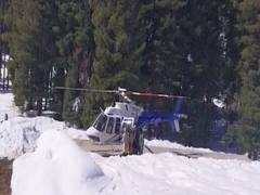 
      
      J-K: 120 passengers airlifted from snow-bound Kanzalwan 
      
      