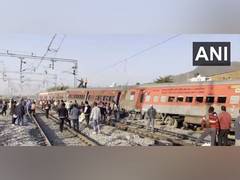 
      
      Rajasthan: 4 coaches, engine of passenger train derail near Ajmer
      
      