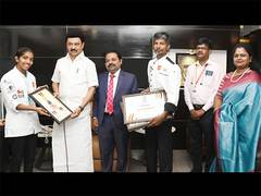 
      
      Shreya Aneesh Met Chief Minister M.K.Stalin on her achievement
      
      