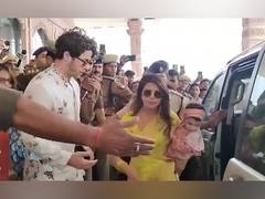 
      
      Priyanka Chopra arrives in Ayodhya with Nick Jonas, Malti
      
      