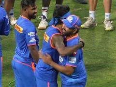 
      
      Hardik Pandya, Rohit Sharma hug it out during an MI nets session
      
      