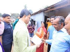 
      
      Ahead of Lok Sabha polls, CM Saha launches door-to-door campaign 
      
      