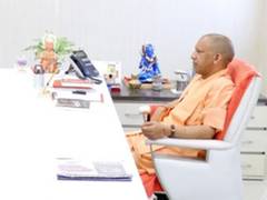 
      
      Akhilesh's family members express gratitude to Yogi Adityanath
      
      