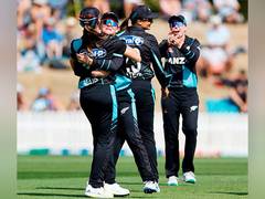 
      
      Devine helps New Zealand clinch 3-run win over ENG in 3rd T20I
      
      
