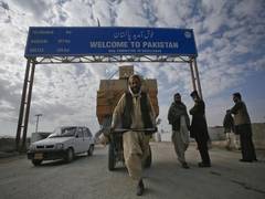 
      
      Torkham border crossing between Pak, Afghanistan closed: Report
      
      