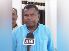 
      
      Kawasi Lakhma thanks Congress party for Bastar Cong ticket
      
      